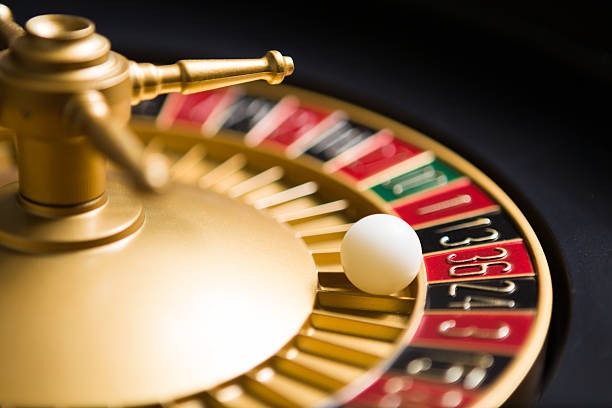 Live-dealer blackjack table with multi-camera feed
